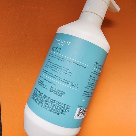 Theorie Body Wash 500ml - Picture 2 of 2
